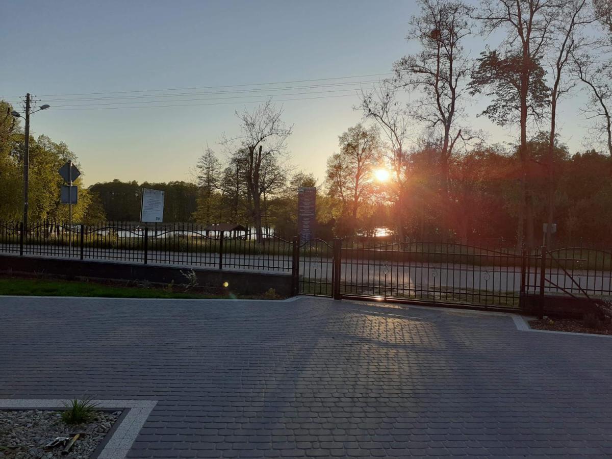 Domki Przy Jeziorze Wejsuny Ruciane-Nida Exteriör bild