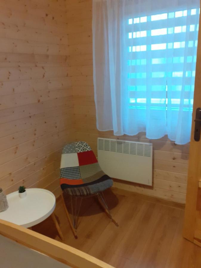 Domki Przy Jeziorze Wejsuny Ruciane-Nida Exteriör bild